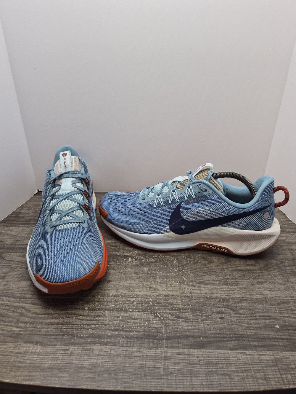 Nike Pegasus Trail 5 Running Shoes Sneakers Blue Red White Men's Size 10.5